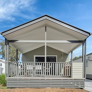 Bottlebrush Cabin 2BR